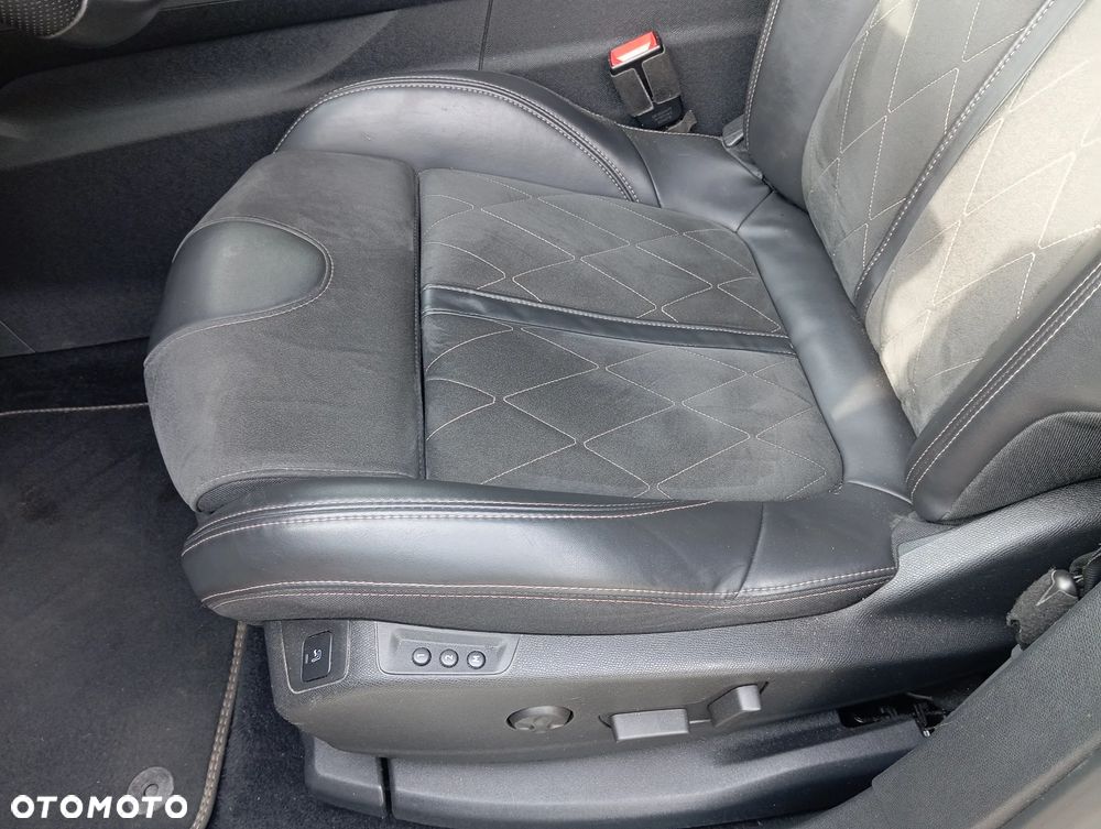 Peugeot 3008 2.0 BlueHDi GT S&S EAT8 - 9