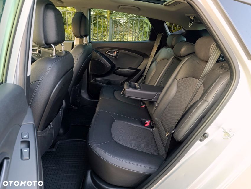 Hyundai ix35 1.7 CRDi 2WD Fifa World Cup Edition - 11