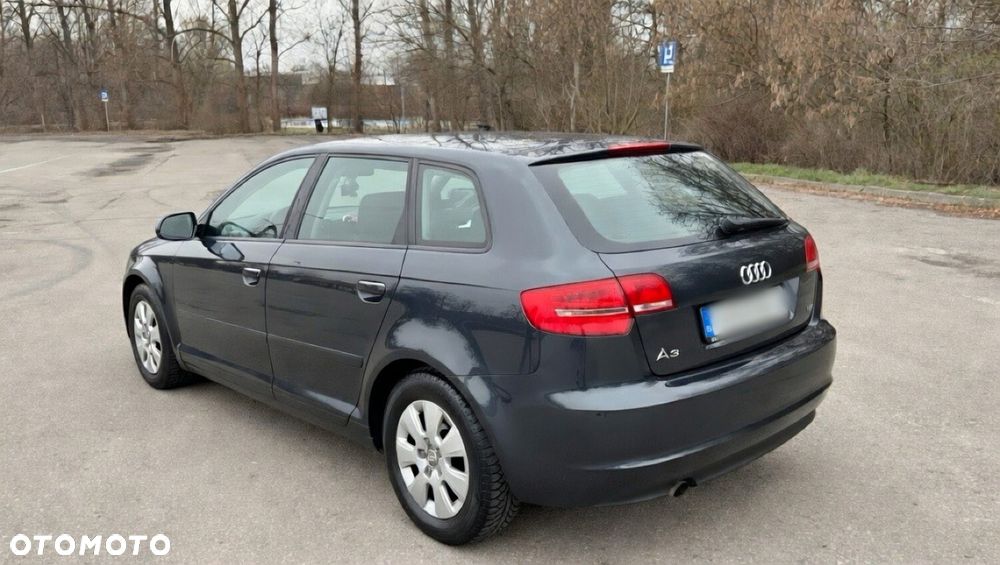 Audi A3 Sportback - 4