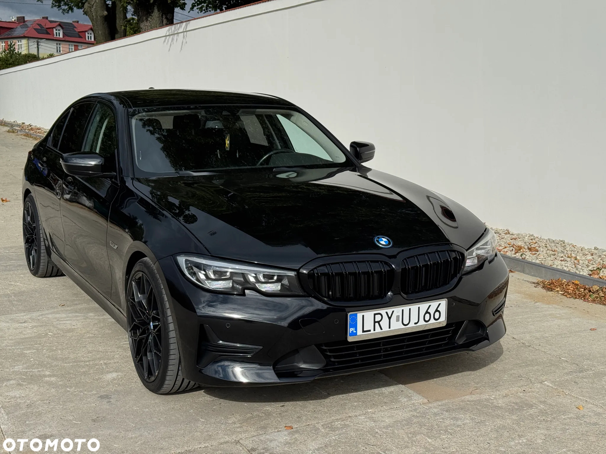BMW Seria 3 330e Sport Line - 2