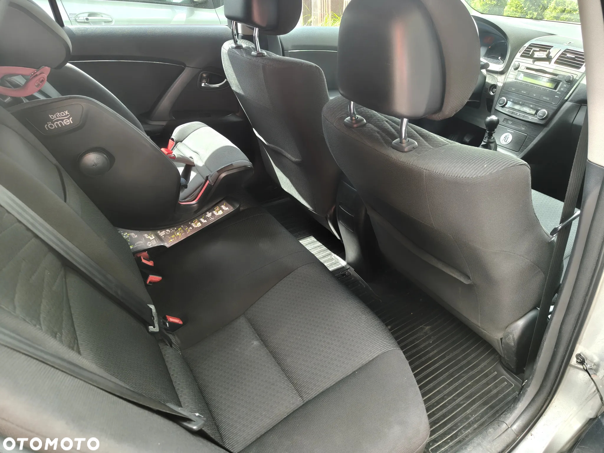 Toyota Avensis 2.0 D-4D Sol Premium - 10