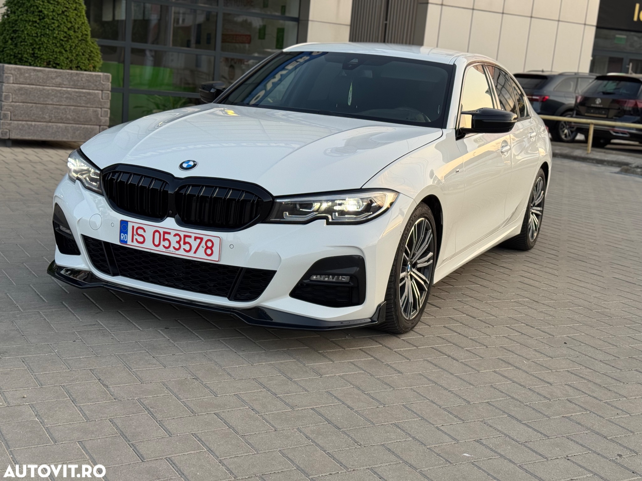 BMW Seria 3 - 38