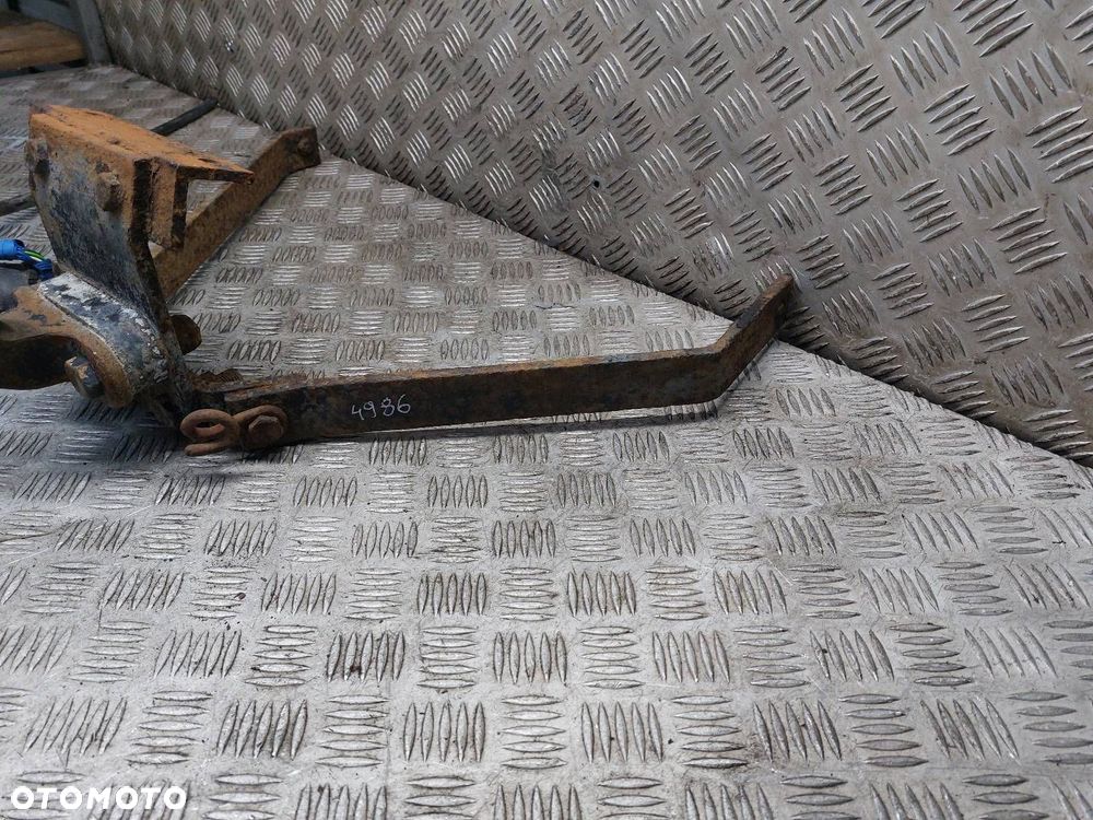 HAK HOLOWNICZY BRAK TABLICZKI LAND ROVER DISCOVERY I - 4