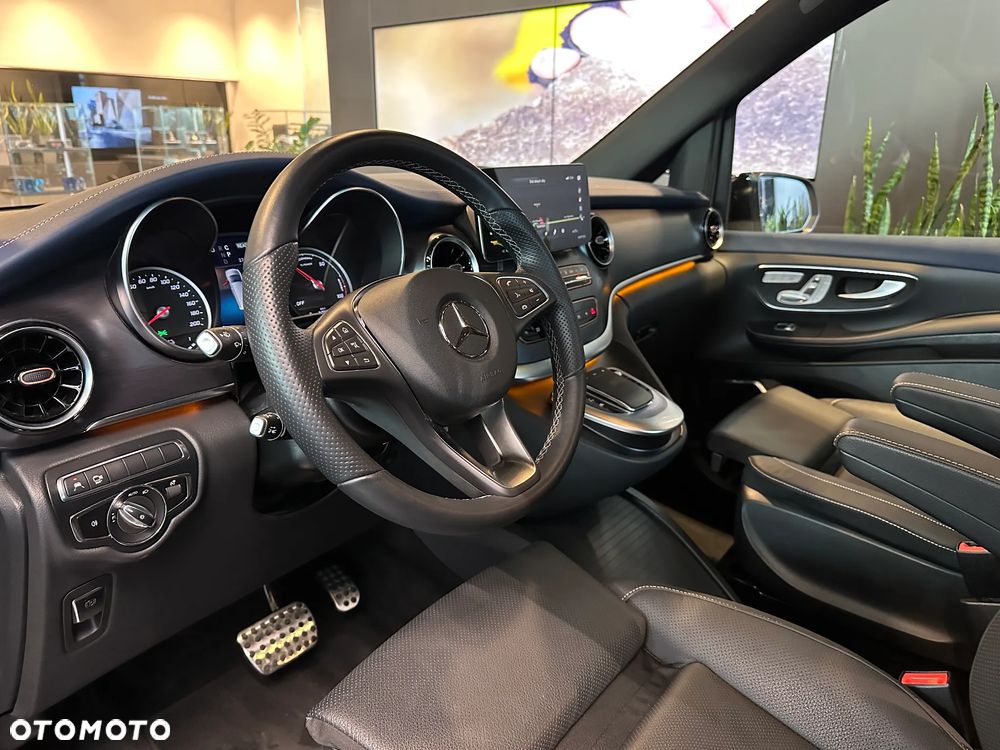 Mercedes-Benz EQV - 7