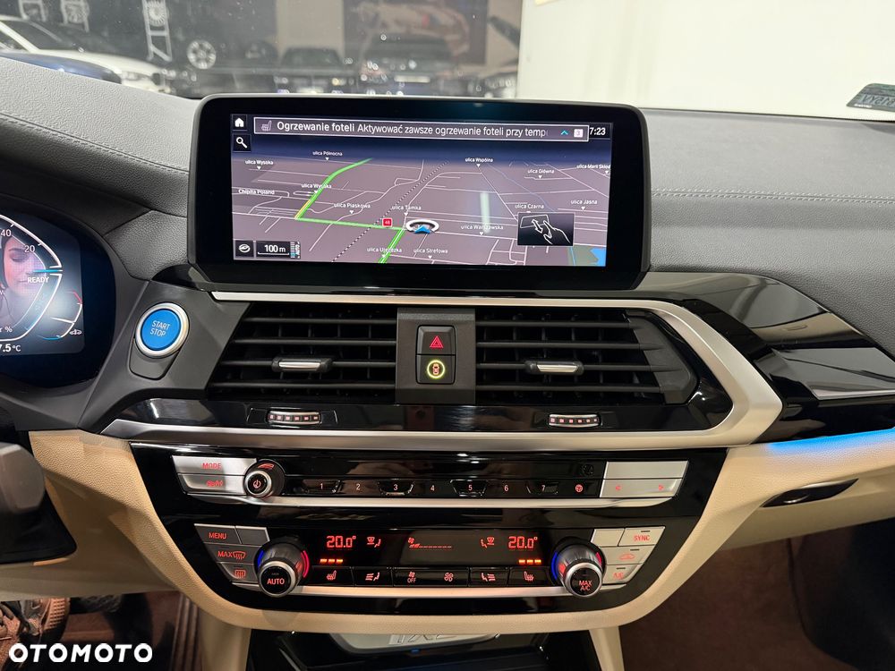 BMW iX3 80kWh Impressive - 33