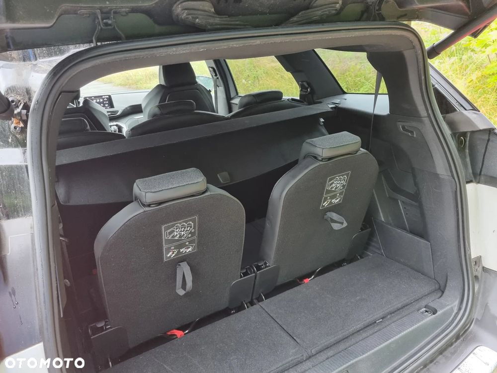 Peugeot 5008 - 35