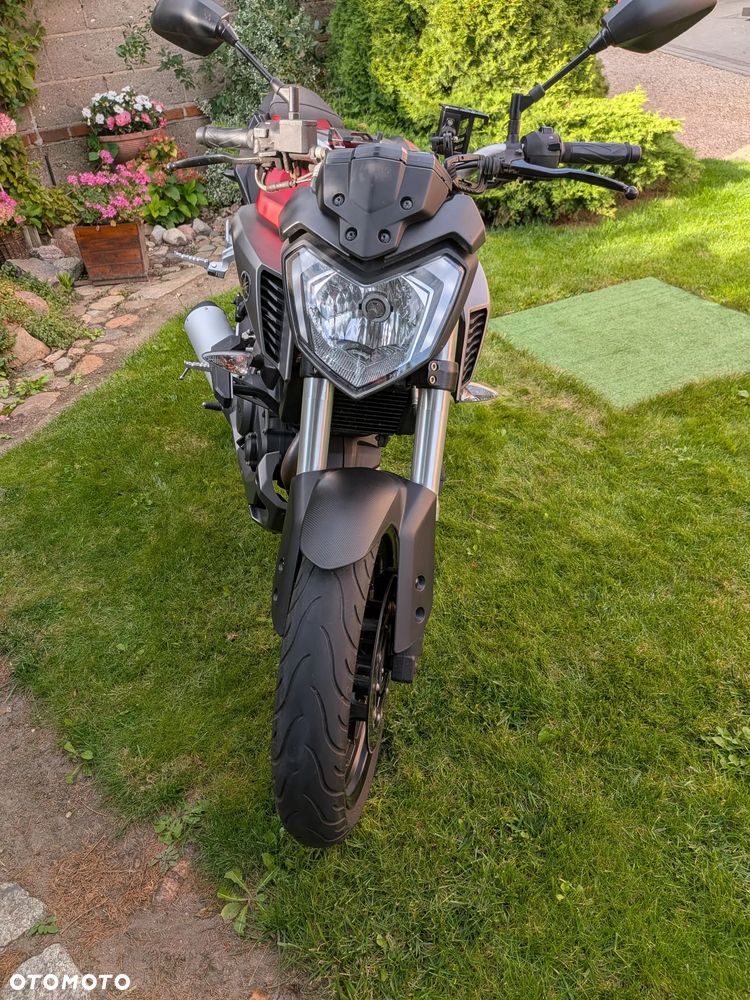 Yamaha MT - 37
