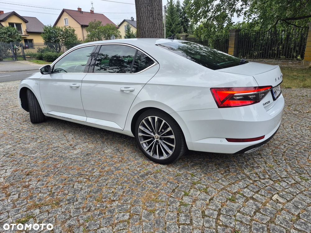Skoda Superb 2.0 TDI SCR 4x4 L&K DSG - 18