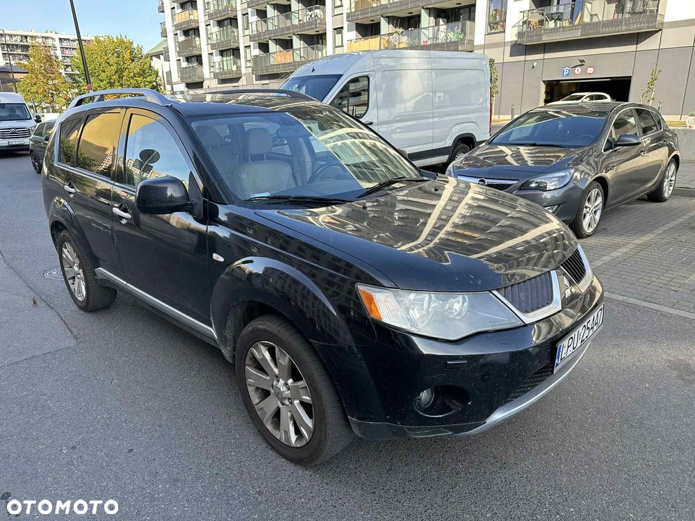Mitsubishi Outlander 2.0 DID Intense + - 4