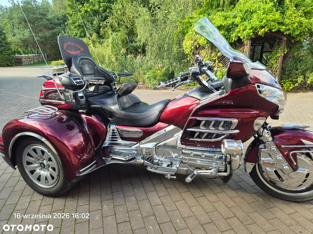 Honda GL - 12