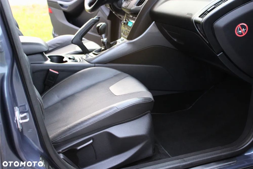 Ford Focus 1.6 TDCi Ambiente - 18