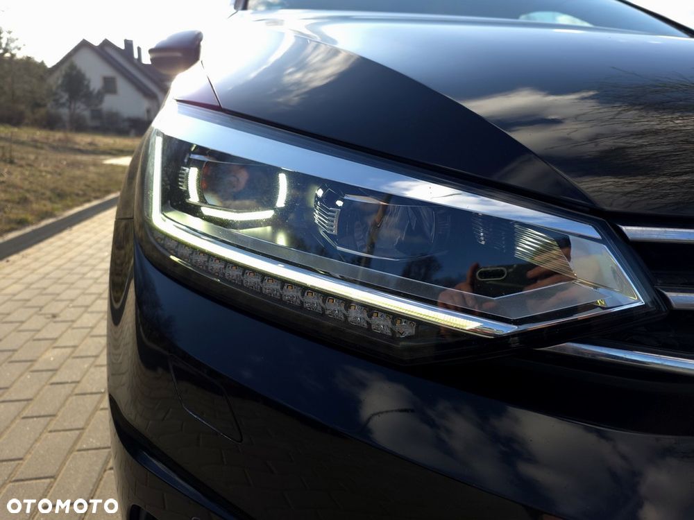 Volkswagen Touran 2.0 TDI BMT Highline - 32