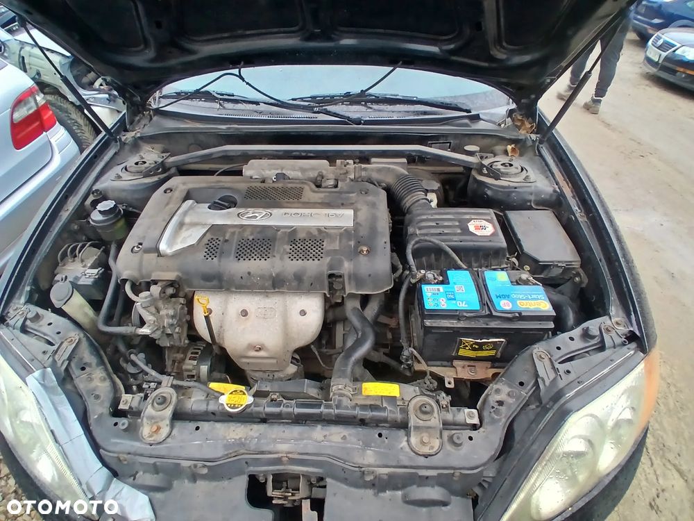 HYUNDAY COUPE TIBURON 2.0 G4GC silnik skrzynia napęd sanki belka wahacz wahacze zacisk zaciski zwrotnica piasta kopyto - 2