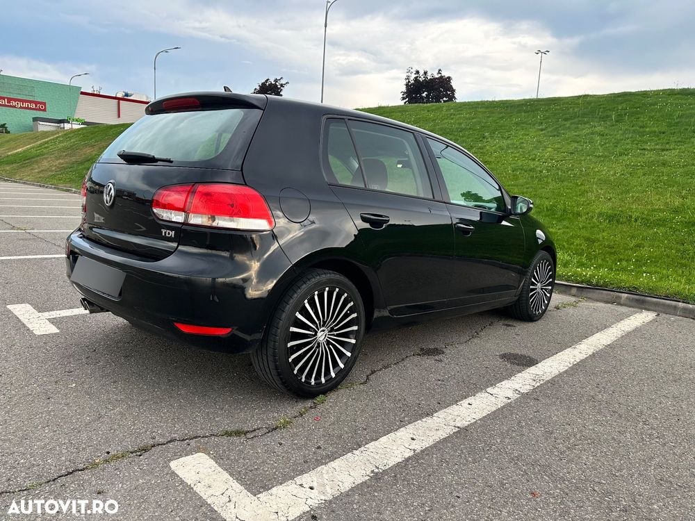 Volkswagen Golf - 9
