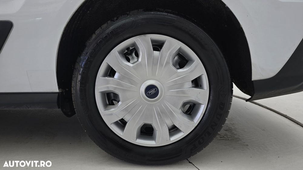 Ford Transit Connect - 22