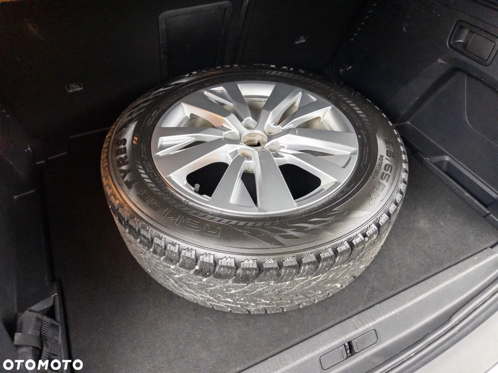 Peugeot 3008 1.2 PureTech GPF Allure S&S EAT8 - 21