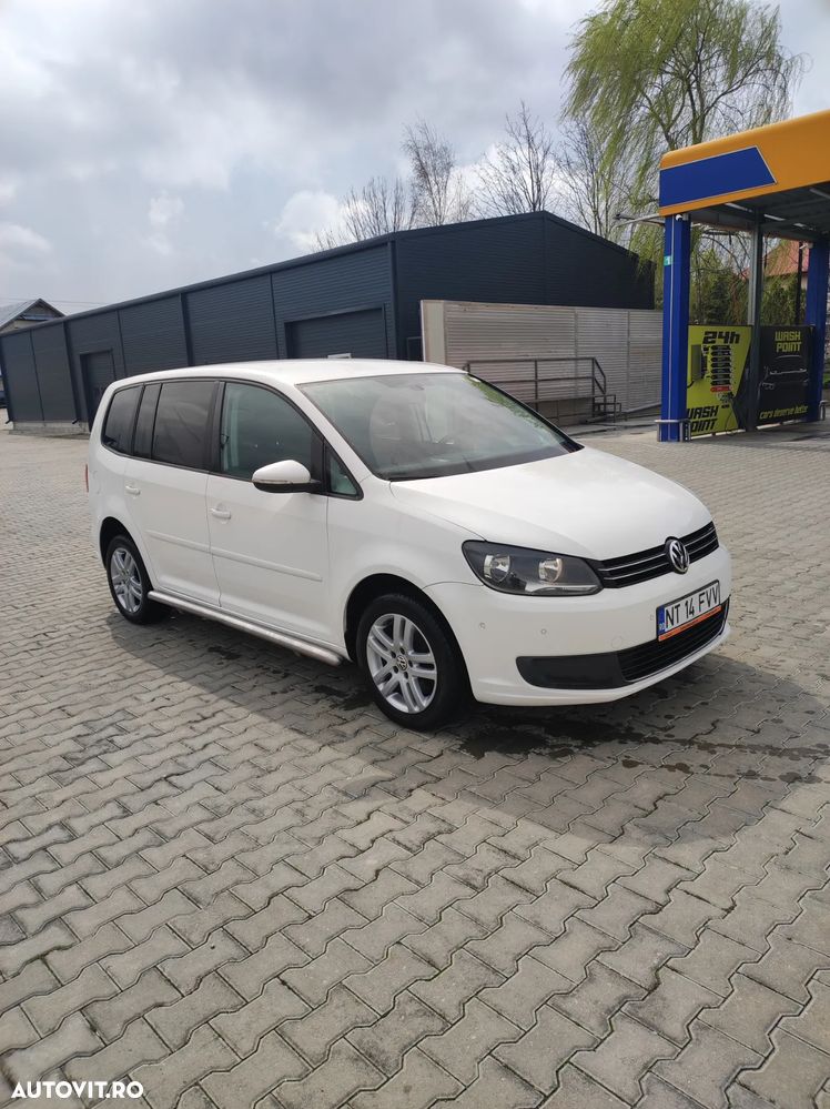 Volkswagen Touran 2.0 TDI DPF BlueMotion Technology DSG Highline - 15