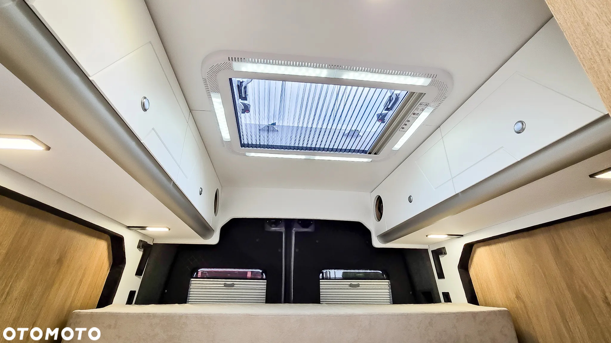 Renault Master 2025 kampervan - 19