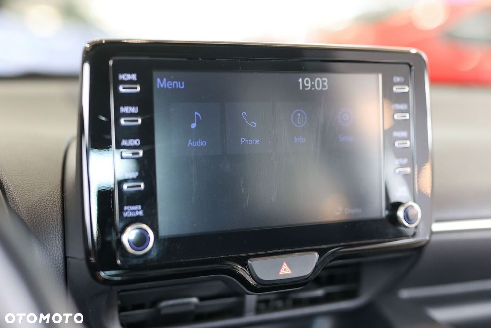 Toyota Yaris - 38