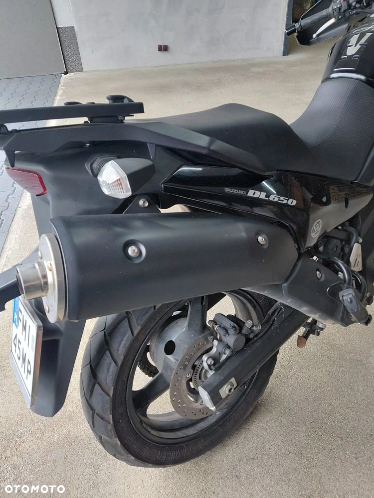 Suzuki V-STROM - 10
