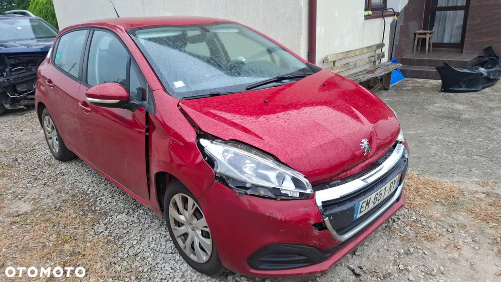 Peugeot 208 - 2