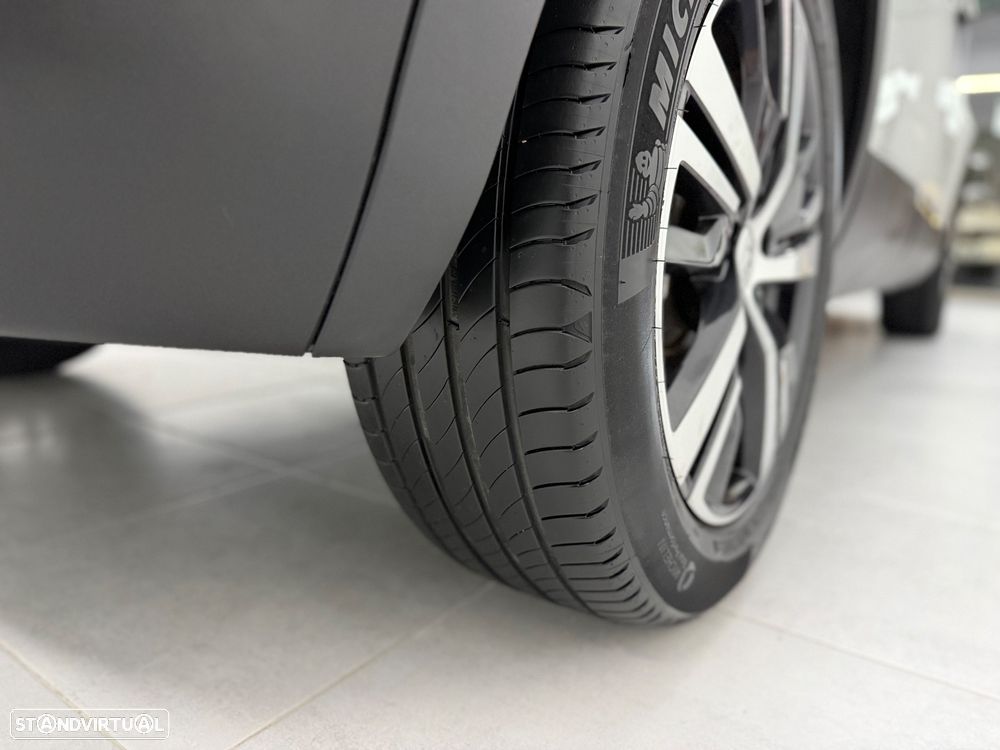 Peugeot 5008 1.5 BlueHDi Allure EAT8 - 6