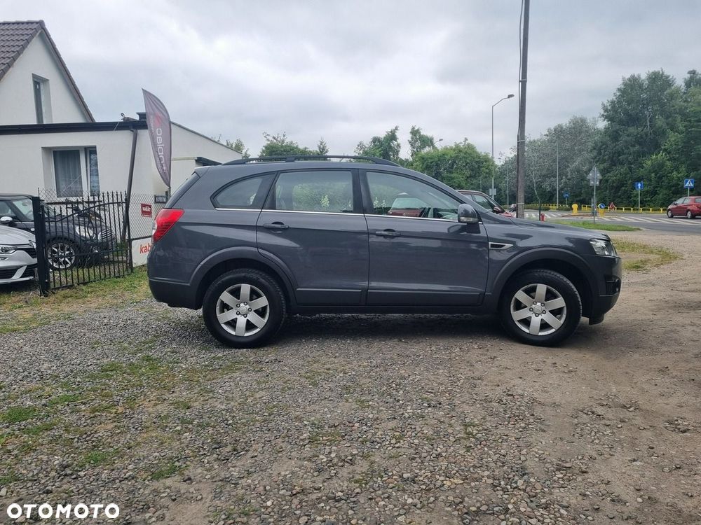 Chevrolet Captiva 2.4 2WD LT - 6