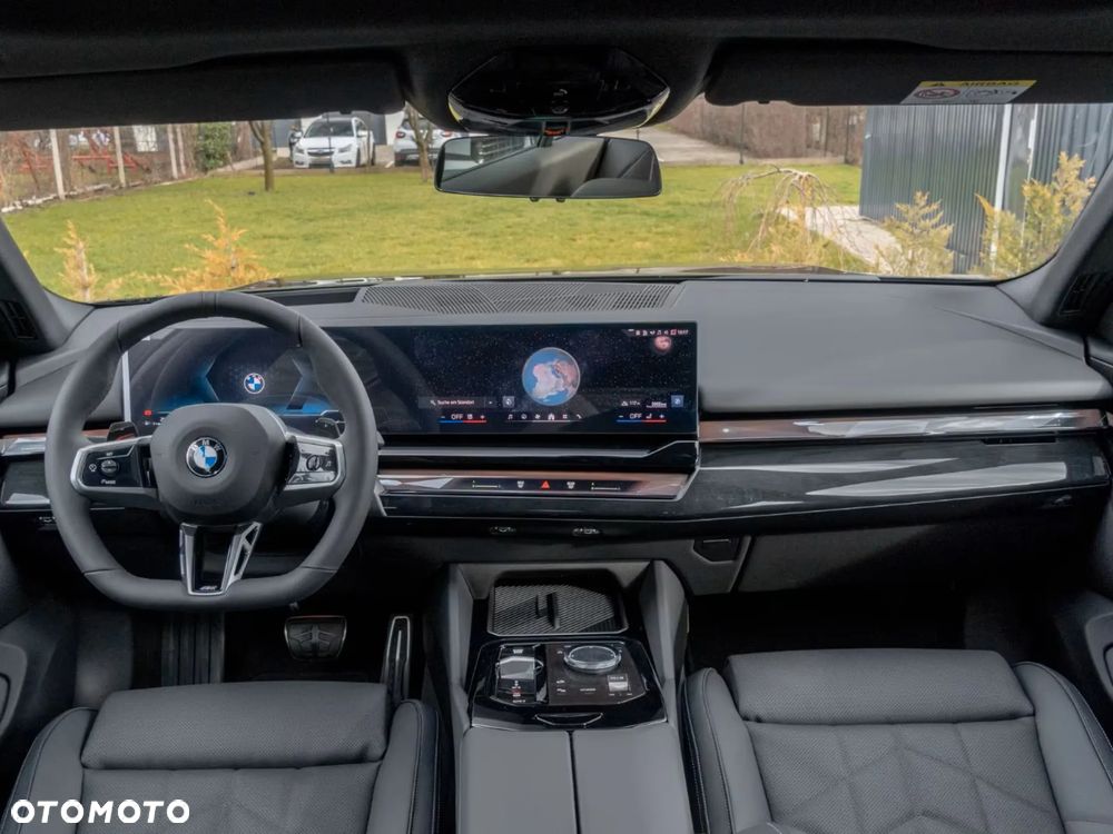 BMW Seria 5 540d xDrive mHEV M Sport - 14