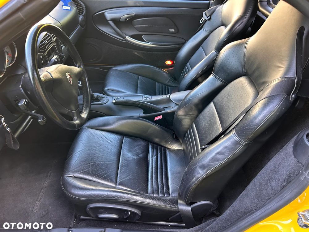 Porsche Boxster - 13