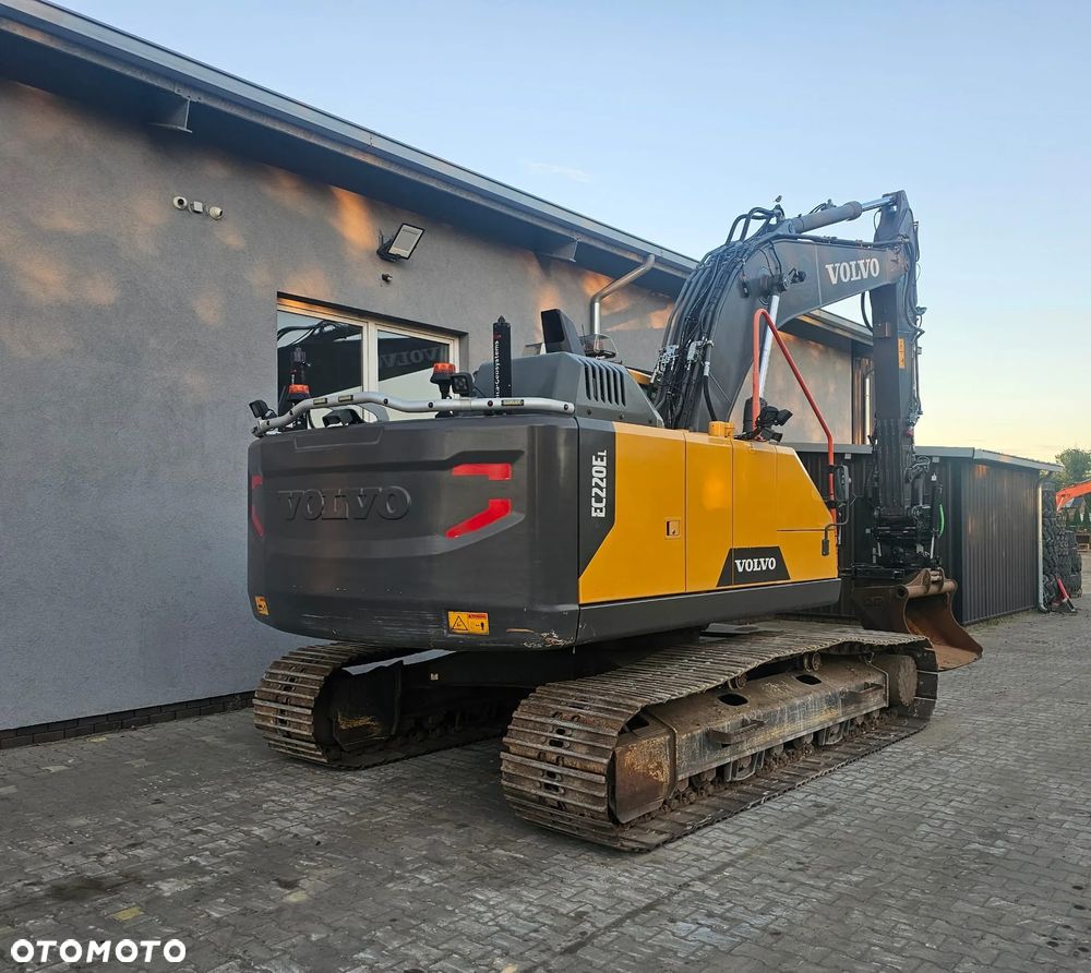 Volvo EC220EL - 3