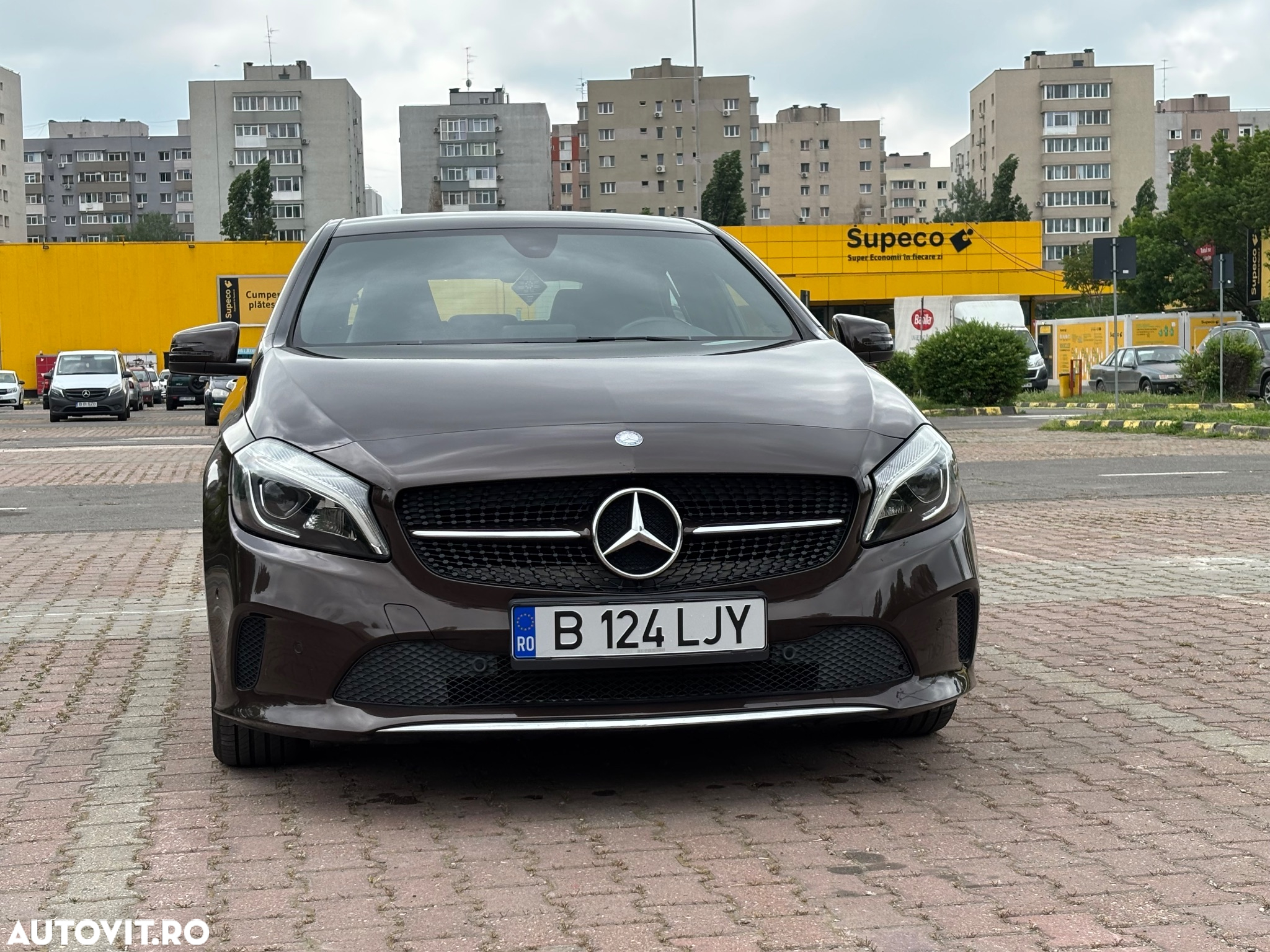 Mercedes-Benz A 180 (BlueEFFICIENCY) - 9