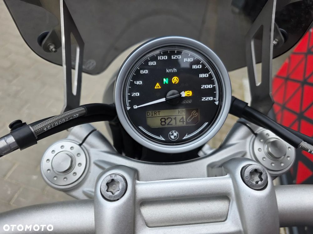 BMW R - 6