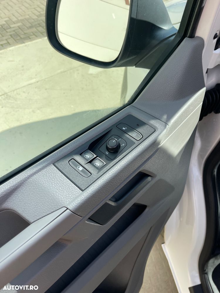 Volkswagen Transporter 2.0TDI  LUNG  2CULISANTE - 30