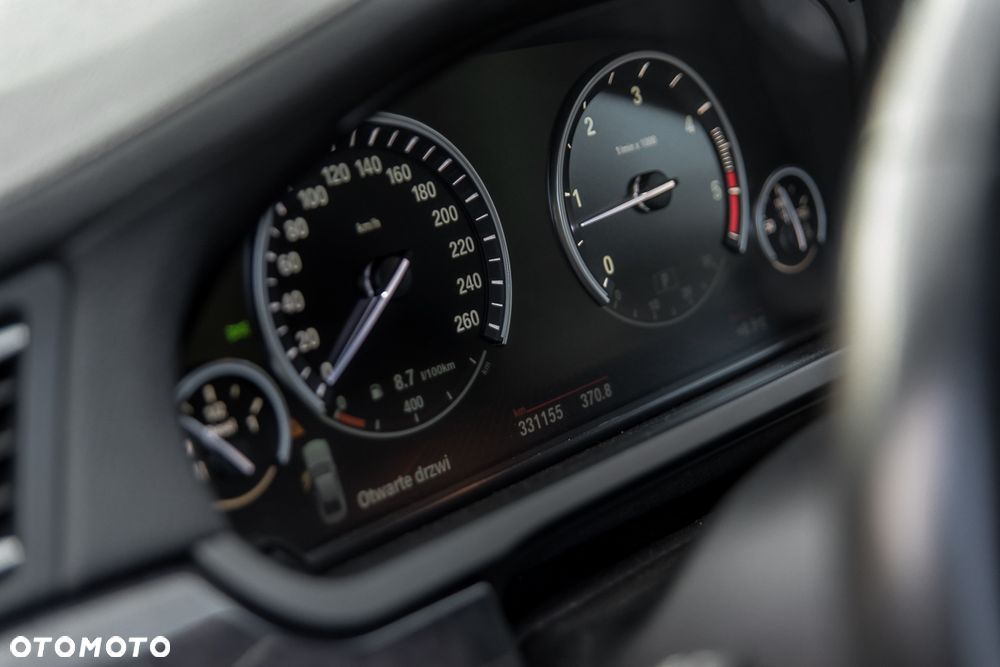 BMW Seria 7 730d - 22