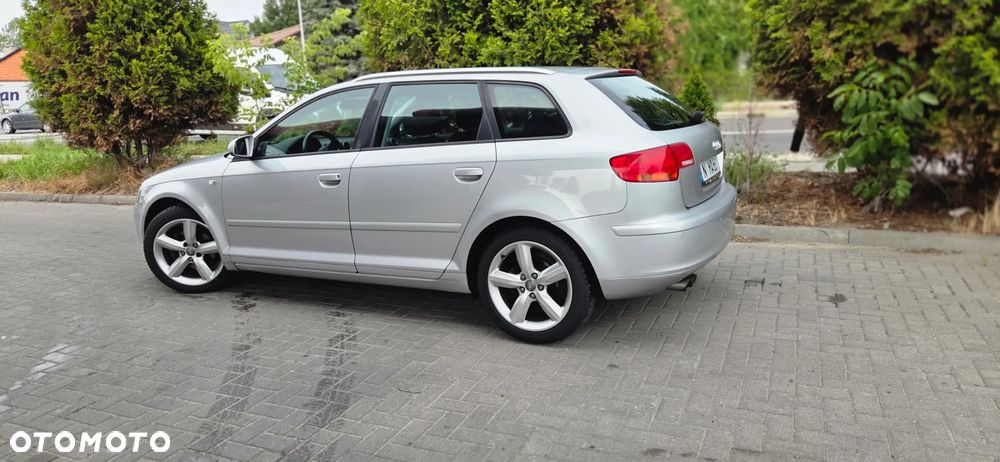 Audi A3 Sportback 1.8 TFSI Attraction S tronic - 8