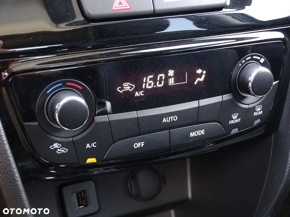 Suzuki Vitara 1.4 Boosterjet SHVS Premium 4WD - 18