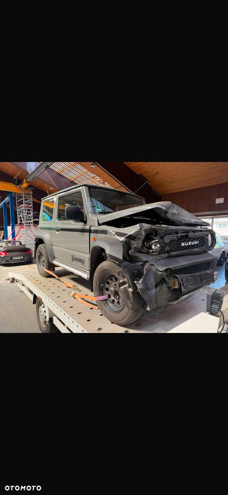 Suzuki Jimny 1.5 Premium - 3