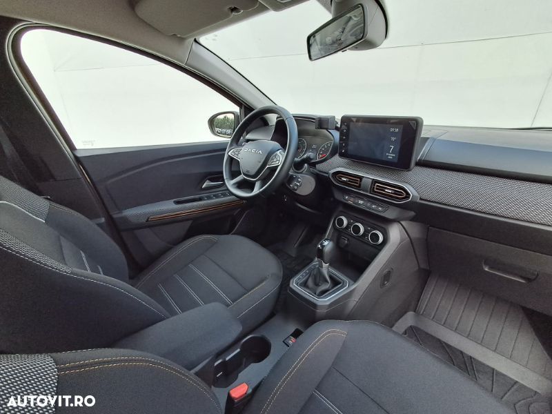 Dacia Sandero - 13