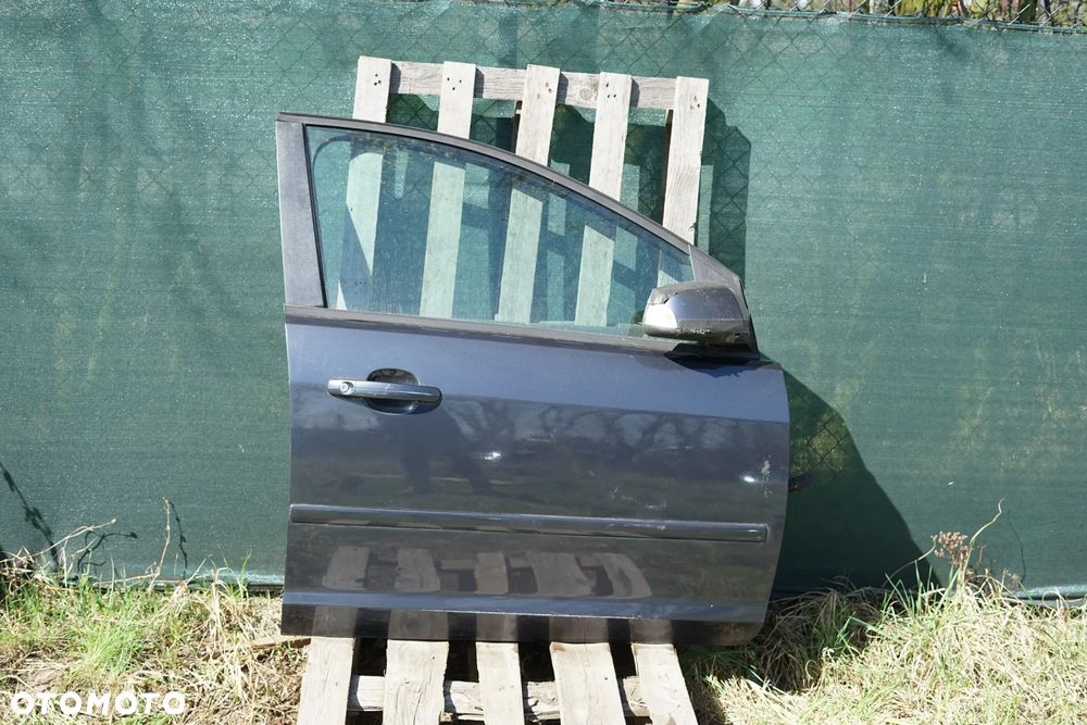 Drzwi przód przednie prawe Ford Focus Mk.2 5d H4 - 1