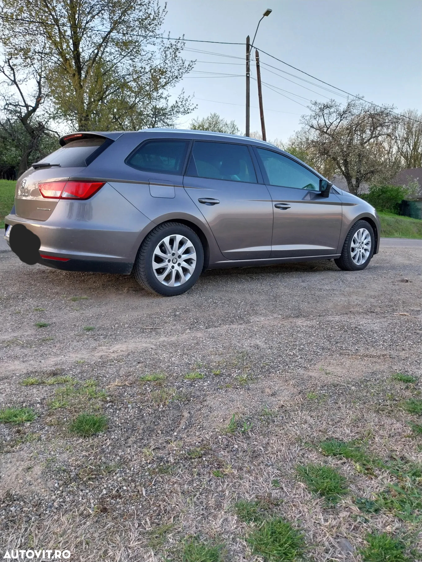 Seat Leon ST 1.6 TDI Ecomotive Reference - 8