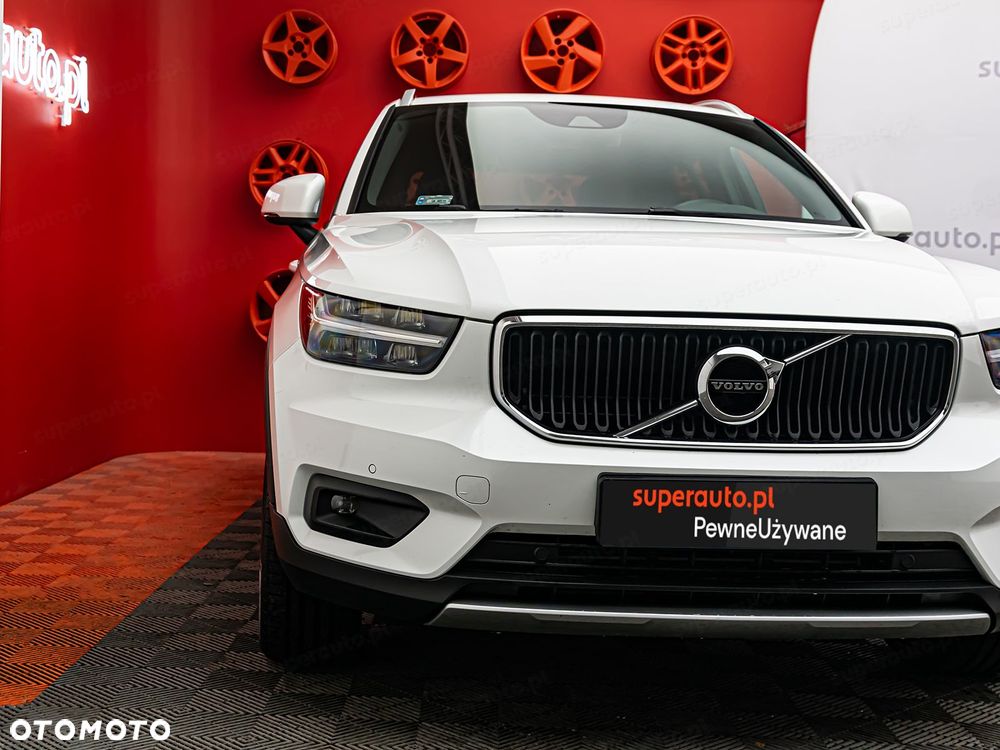 Volvo XC 40 T3 Momentum Pro - 25