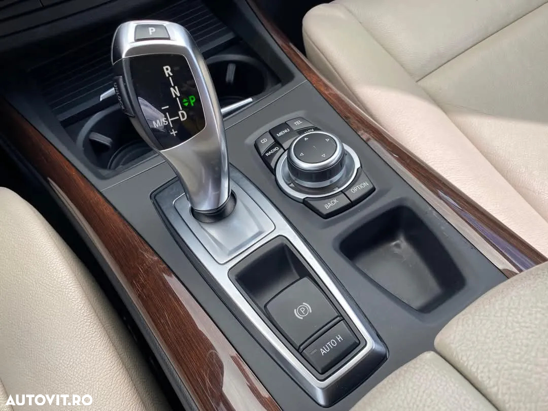 BMW X5 xDrive30d - 16