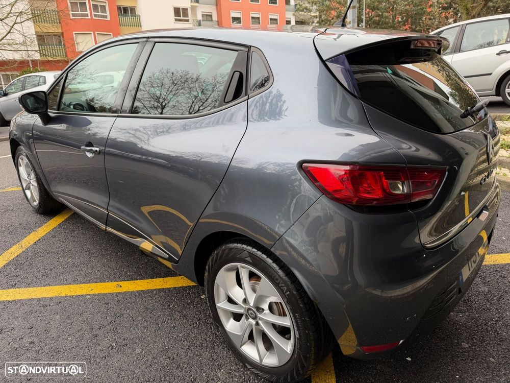 Renault Clio 0.9 TCe Limited - 25