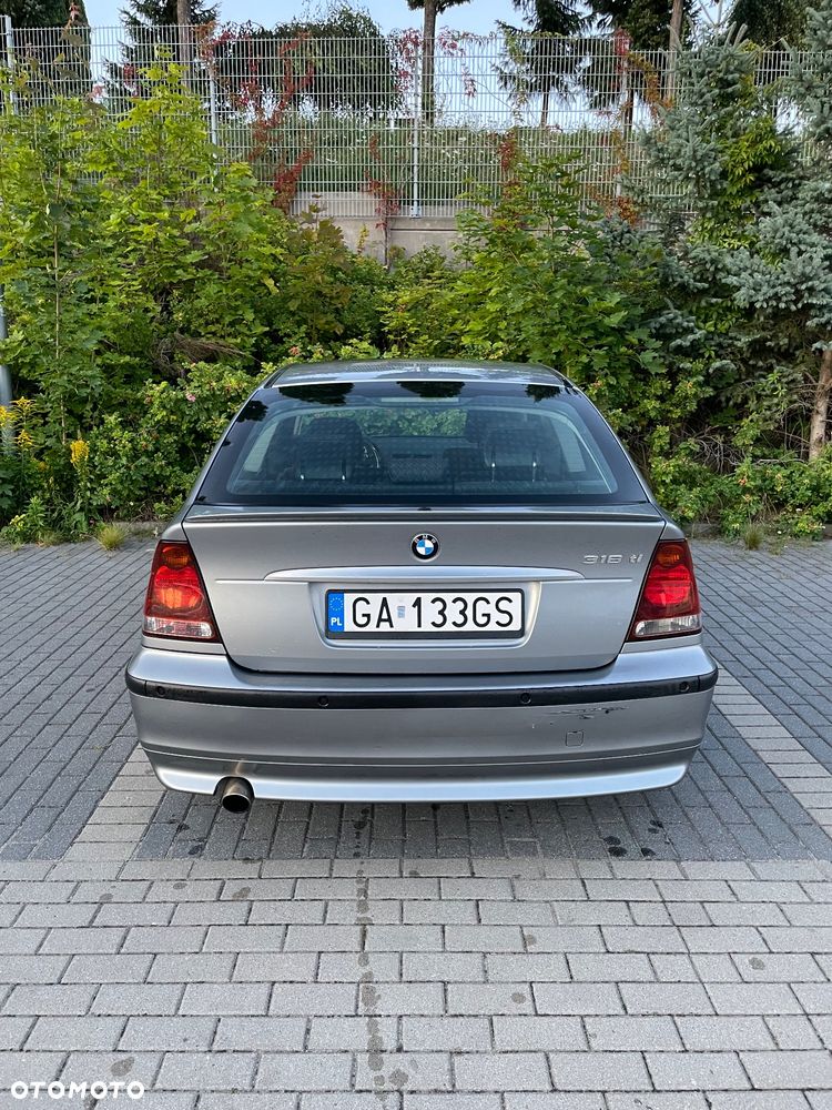 BMW Seria 3 316ti - 10