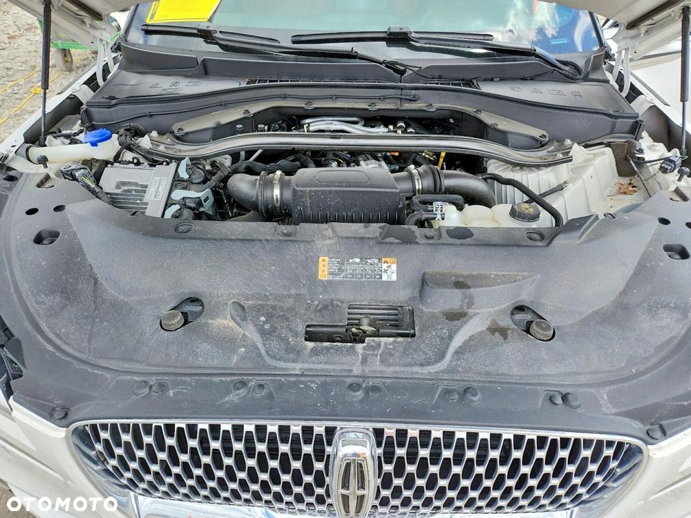 Lincoln Aviator - 9