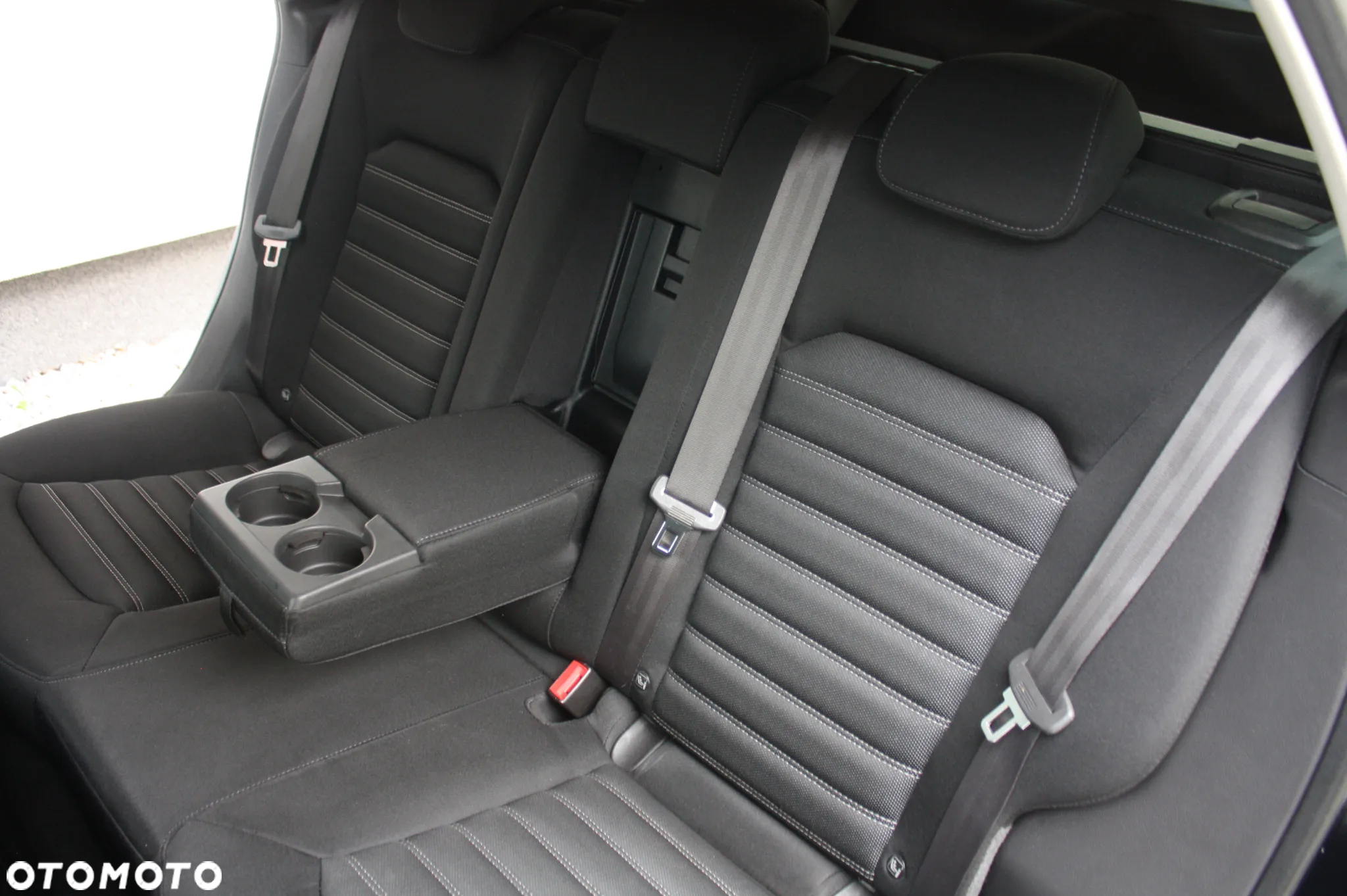 Ford Mondeo - 8