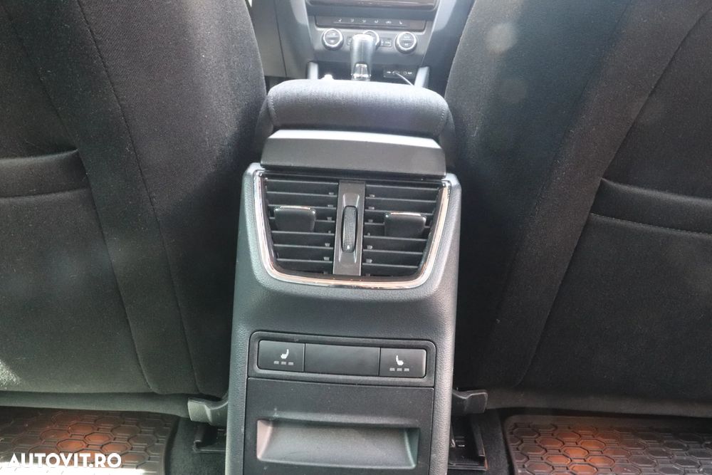 Skoda Octavia 2.0 TDI (Green tec) DSG Style - 15