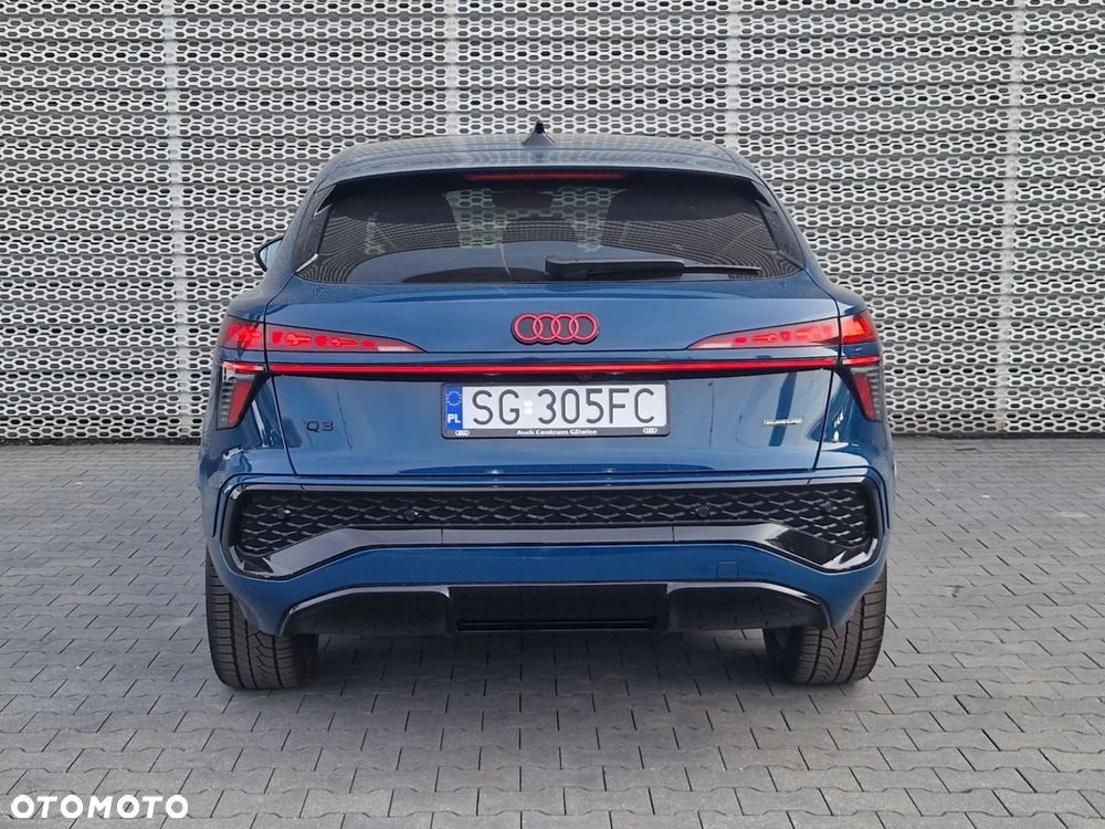 Audi Q3 Sportback - 6
