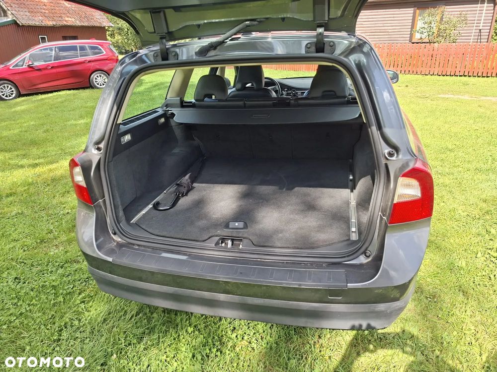 Volvo V70 - 2