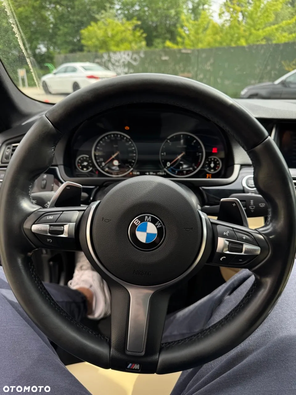 BMW Seria 5 535d xDrive - 12